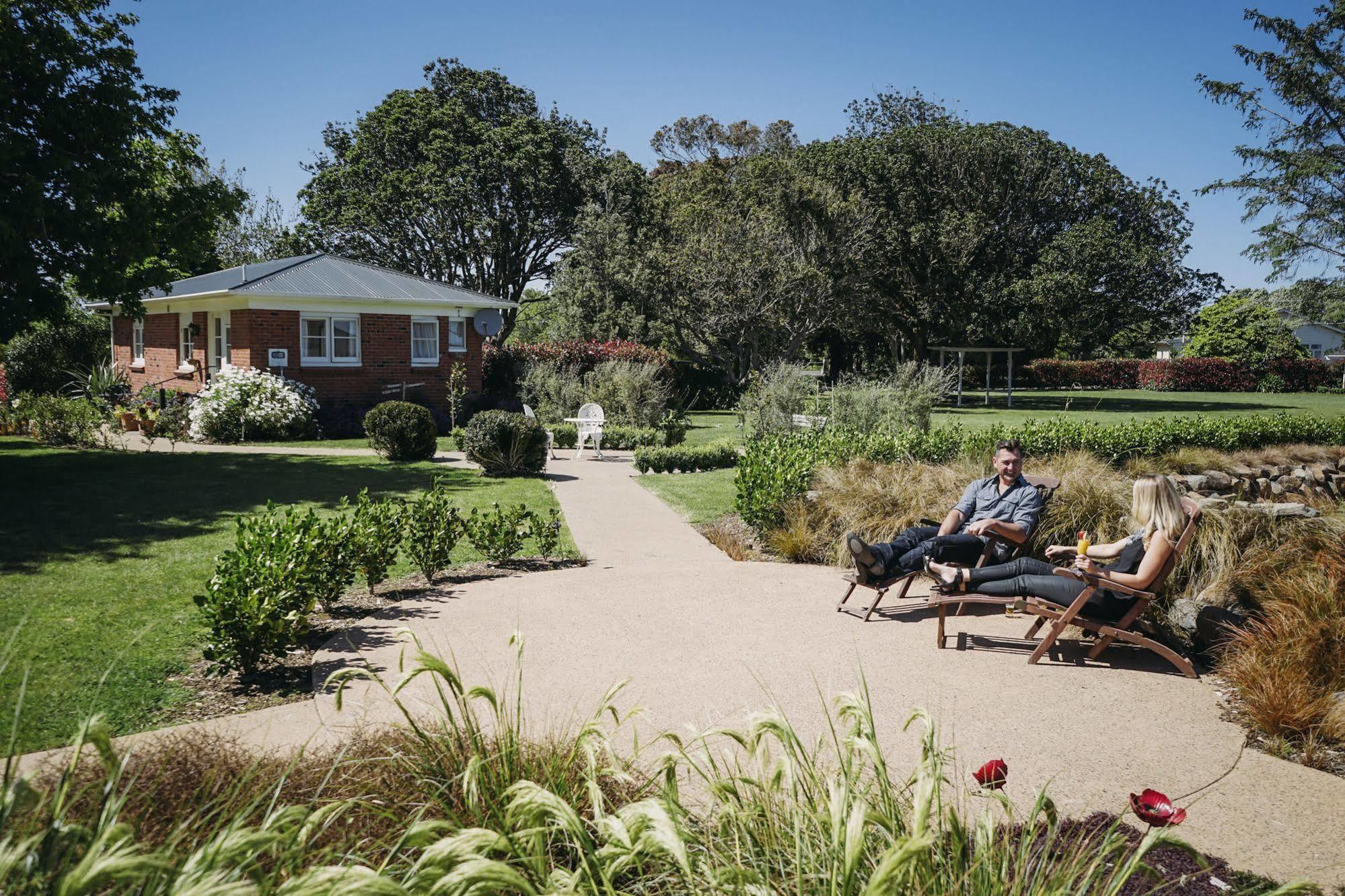 Lavalla Estate Guest House Tuakau Exterior foto